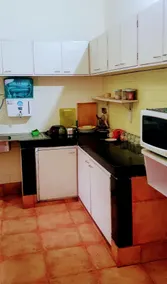 Full apartment in a Beautiful House with Garden - Image 5