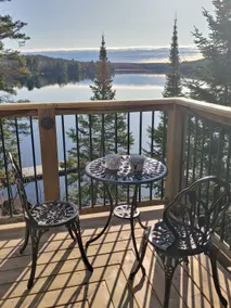Brick's Lake House Retreat - Image 3