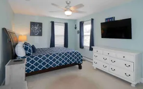 Renovated 2 Bed Private Home Newport-Middletown Sleeps 6 - Image 4