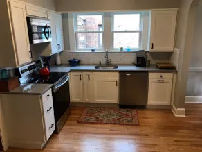 Historic New Haven Home - Image 4