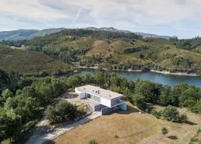 Private Ermal lake & Gerês - Image 2