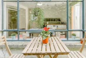 Victorian Apartment in The Crescent Close to Town and Sea - Image 2