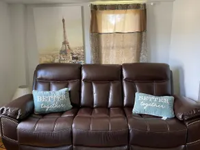 Beautiful & Cozy 2 BR/ 2Beds/ Netflix/Alexa/Roku. - Image 3