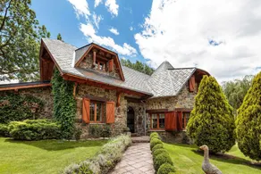 Villa with large garden in Llivia - Image 4