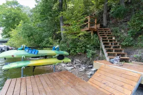 The Right BnB. The Right Price. Bike. Lake. Golf. - Image 3