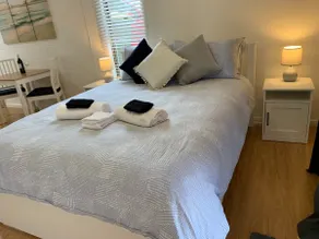 The Condo on Rose - A home away from home - Image 3