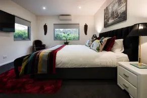 Escape to luxury indulgence - Image 3