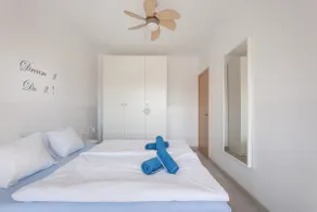 Downtown, new, WiFi, swimming pool, balcony - Image 2