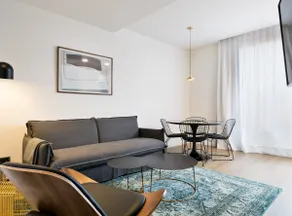 Vale Suites, Penthouse • 1 Bedroom • 2 Private ... - Image 4