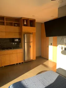 Loft 3 Revu 519 - Image 2