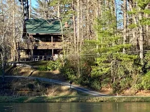 Lakeside Cabin, Gorgeous View, Cascading Water - Image 3