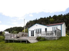 Ocean front cottage with million dollar view - Image 4
