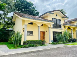 Escazú, The perfect Location. Condo. A/C #3 - Image 2