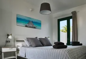 Gacomar ´s Apartment overlooking the pool - Image 3