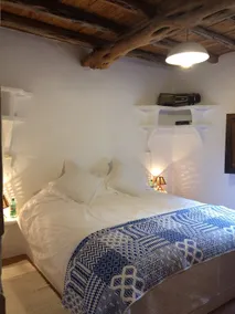 Cute house ahead of woods, uphill SaCaleta Yundal - Image 3