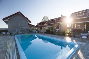 House in Rodzinna Przystań with a pool and sauna - Image 2
