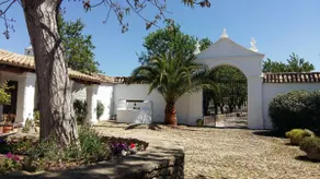 Beautiful Cortijo with pool near Ronda - Image 4