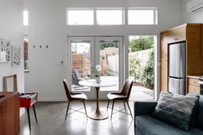 Award-Winning Guest House with Private Entrance - Image 5