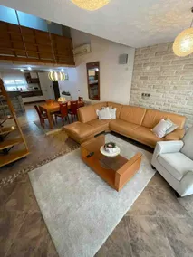 PERFECT PRIVATE house IN TOWN/free parking - Image 3