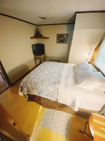 Curry Run Cabin - Image 2