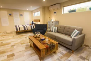 Seaside Rocks Studio Apartment - Stay & Relax - Image 5