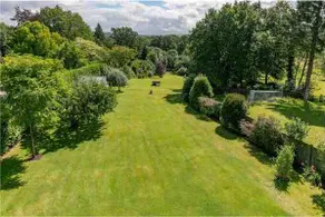 Rozel Ashdown Rental, garden, pool, separate annex - Image 3