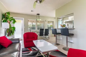 Beach Resort - lovely Cottage on Beach & Water Way - Image 3