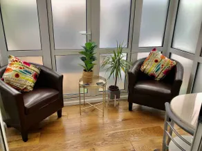 The Crib - Private patio, parking and WiFi - Image 4