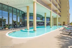 Escape to Paradise: A Relaxing Gulf Coast Retreat - Image 5
