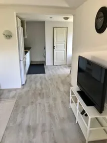 Cozy House with Free Parking (4 people) - Image 4