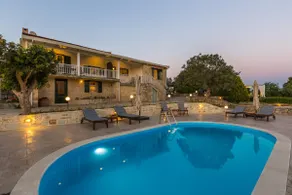 Charming Villa above Rethymno Family Friendly - Image 2