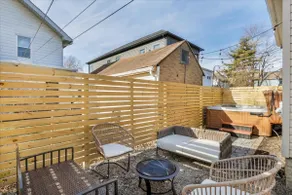 4BR w/ Hot Tub + Patio | Walk to German Village - Image 4