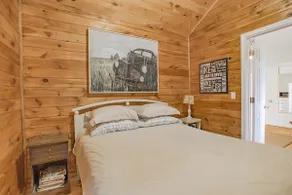 Snug Cabin by Lake Glenville - Image 4