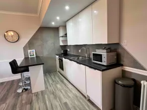 Castle Grant Apartment - Image 4