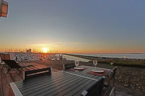 Apartment with Beautiful Sea View - Unique Location - Image 2