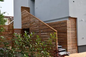 Independent Suite ML32 with garden and parking space - Image 2