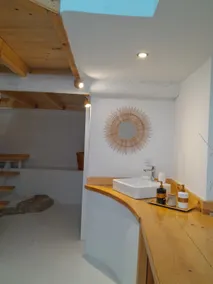 Cozy house/free parking/king bed/40min from Delphi - Image 5
