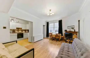 Cottage style accommodation - Image 2