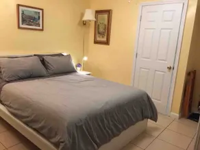Cozy Condo.Walk to the Misquamicut Beach. Unit 1 - Image 2