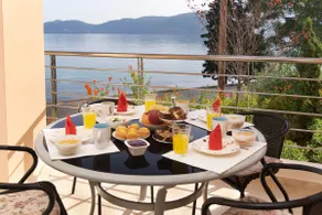 Kallisti luxury beach side apt/great view - Image 4