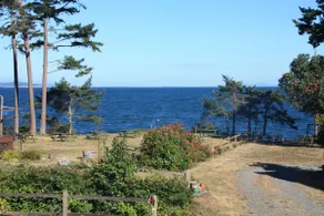 Sage Cottage at The Last Resort on Berry Point Road on Gabriola Island, B.C. - Image 4