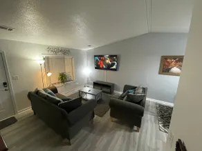 3-Bedroom Residential Home 5 min from Base/Casino - Image 5