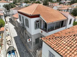 LIVIN Hydra Garden Suite - Image 2