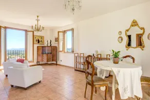 Apartament Lucignano Window - Image 2
