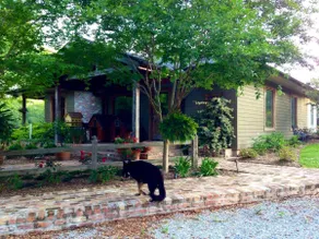 Cottage on Coteau Lake minutes from I-49 & I-10 - Image 4