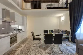 Santa Croce Stylish Flat - Image 4