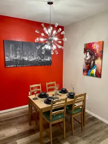 Lovely, clean 1 bedroom condo - Image 2