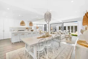 Luxury Urban Oasis - Image 5