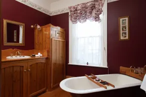 Fitzpatricks Inn - Image 2