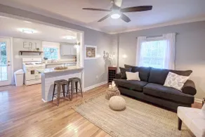Cottage in the Oaks  is a  restored Historical Cottage from the late 1800’s - Image 3